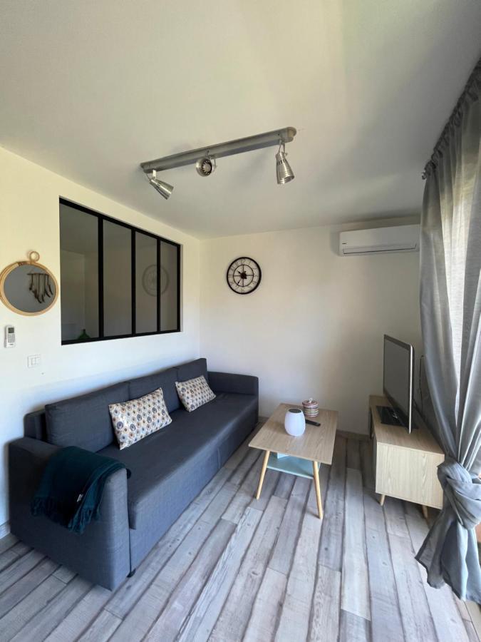 Chez Mel Et Manu Apartman Sanary-sur-Mer Kültér fotó